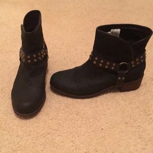 Ugg leather boots